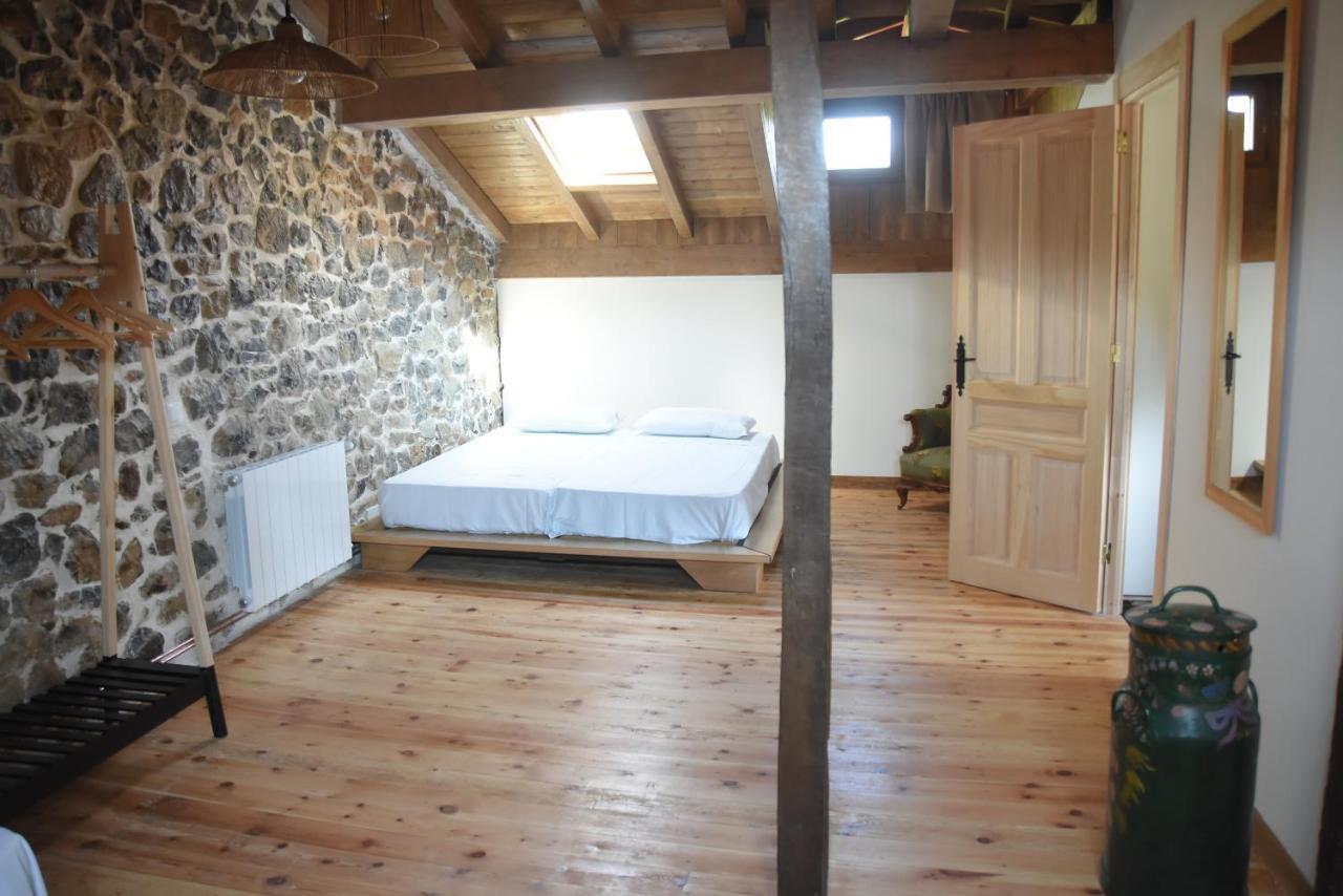 Espectacular Casa Rural En Castaneda Socobio Exteriör bild